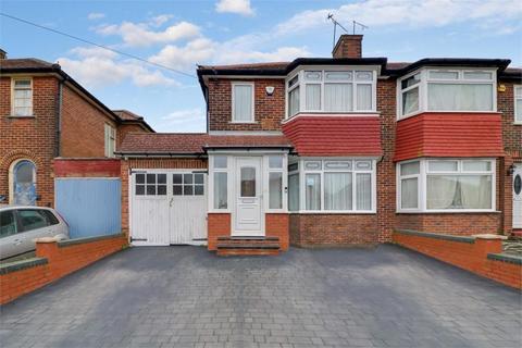 3 bedroom semi-detached house for sale, Thistlecroft Gardens, Stanmore HA7