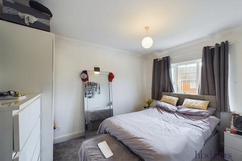 3 bedroom detached house for sale, Twynersh Avenue, Chertsey, Surrey, KT16