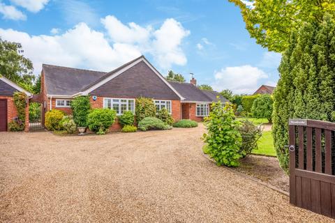 3 bedroom detached bungalow for sale, Long Marston Road, Welford on Avon, Stratford-upon-Avon