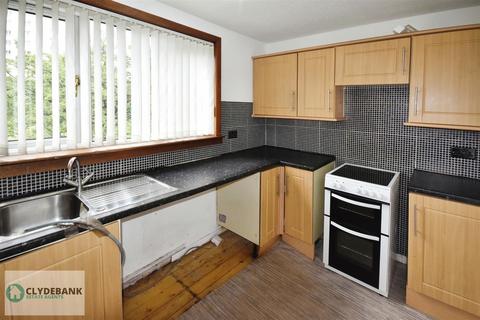 2 bedroom flat to rent, Nairn Place, Clydebank G81