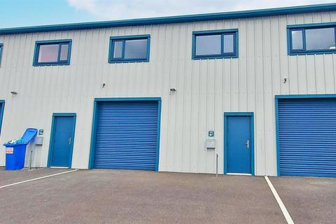 Industrial unit to rent, Maple Leaf Business Park, Manston, Ramsgate