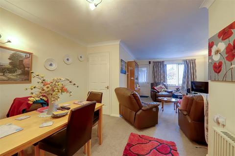 1 bedroom retirement property for sale, Penrith Court, Broadwater Street East, Worthing