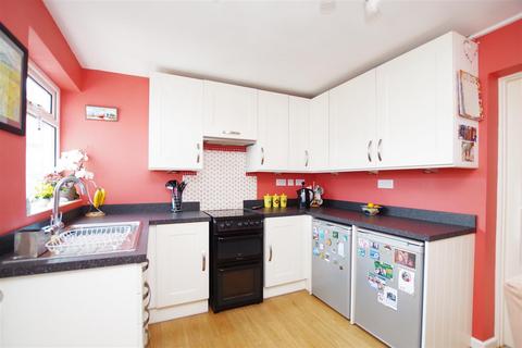 74 Argyle Street, Swindon, SN2 8AR