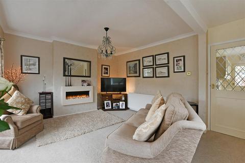 3 bedroom detached house for sale, Meadow Close, Coal Aston, Dronfield