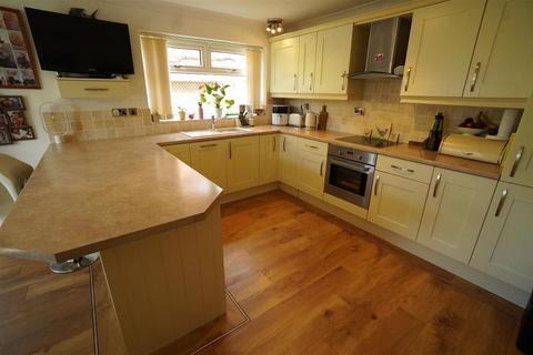 3 bedroom detached house for sale, Asselby, Goole