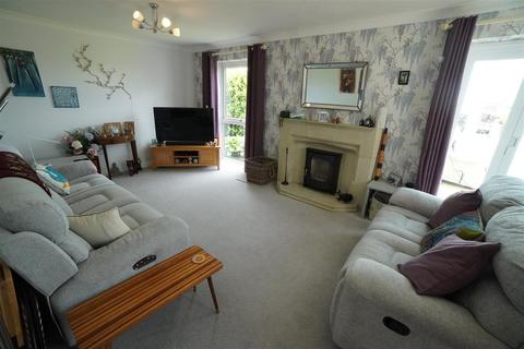 3 bedroom detached house for sale, Asselby, Goole