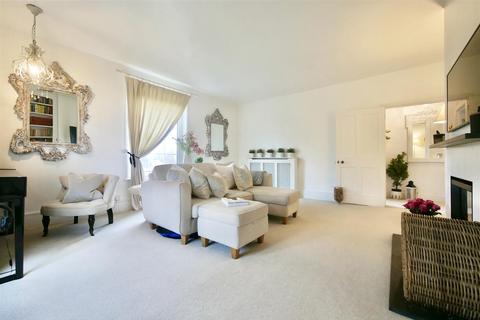 2 bedroom apartment for sale, Thame Road, Warborough OX10
