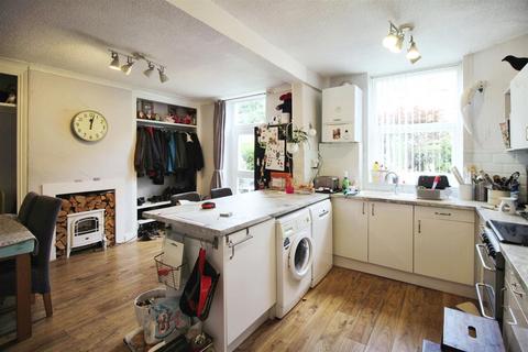 4 bedroom terraced house for sale, Stone Hall Road, Bradford BD2