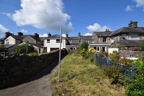 2 bedroom terraced house for sale, Church Street, Tremadog