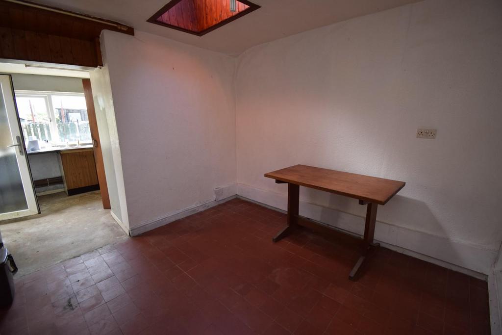 Dining Room.JPG