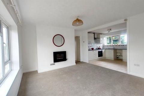 2 bedroom flat for sale, Lypiatt Mead, Corsham