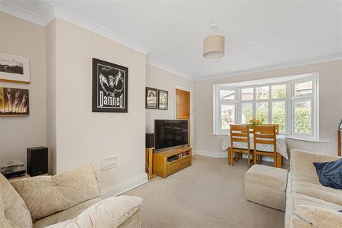 3 bedroom house for sale, Lesley Avenue, Fulford York