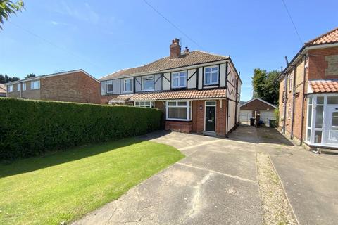 4 bedroom semi-detached house for sale, Tetney Road, Humberston, Grimsby