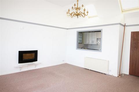 1 bedroom flat for sale, Kingsway, Cleethorpes, N.E. Lincs, DN35 B8QU