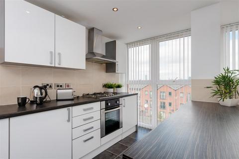 3 bedroom apartment to rent, Cotton Square, Claremont Road, Manchester