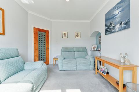 91 Belfield Road, Epsom, KT19 9TF