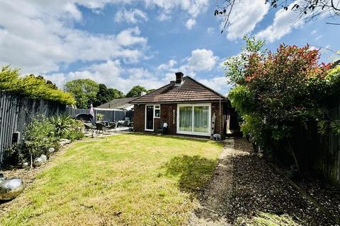 3 bedroom bungalow for sale, Place House Close, Fareham PO15