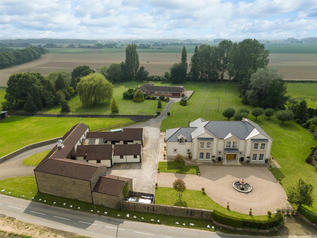 Home Farm House &amp; Birkin Lodge
