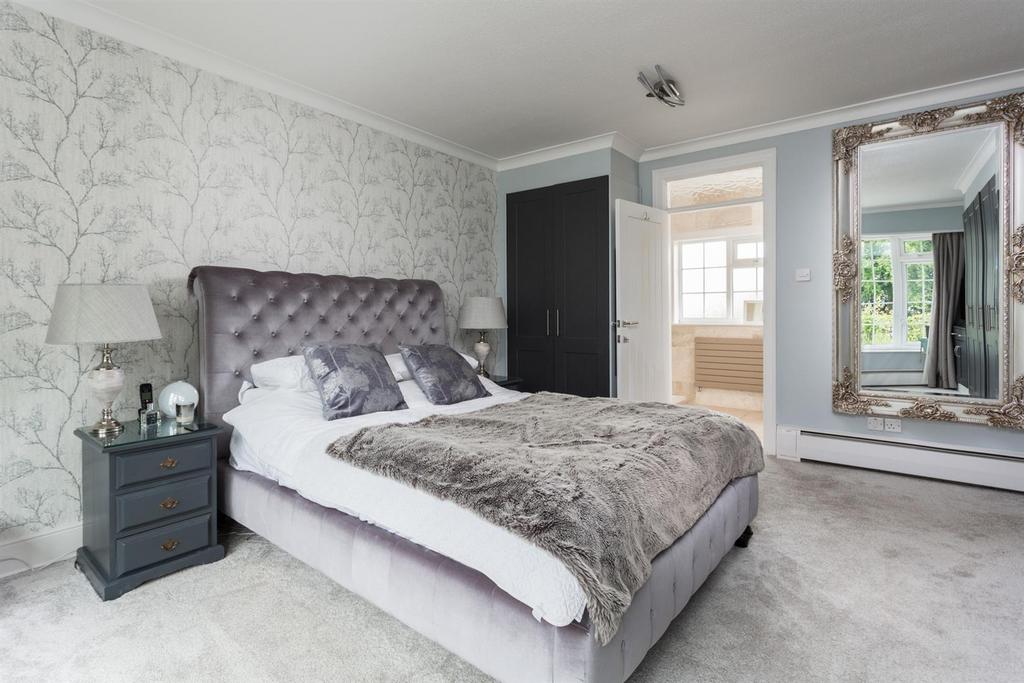 Birkin Lodge bedroom