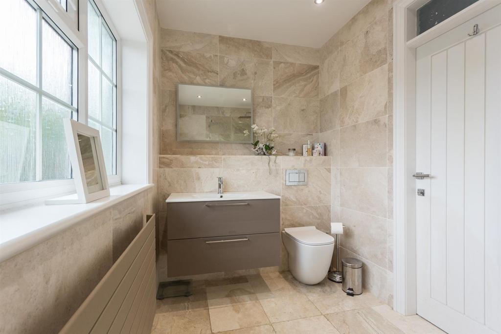 Birkin Lodge bathroom