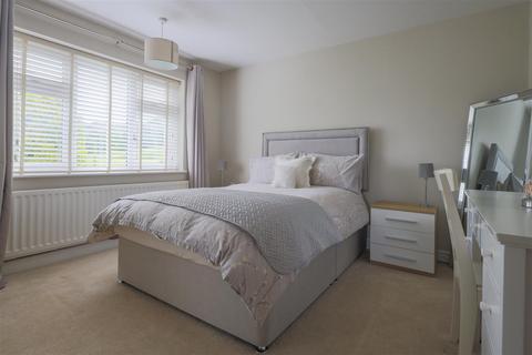 9 Coplow Avenue, Tean, Stoke-on-trent, ST10 4JQ
