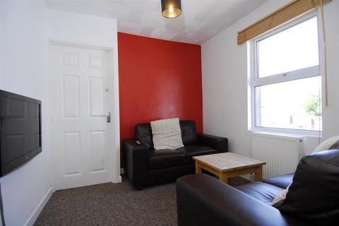 3 bedroom house to rent, Cheltenham Place TFF, Plymouth PL4