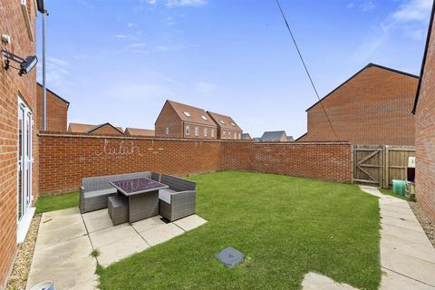 3 bedroom detached house for sale, Manningham Lane, Kettering NN15