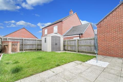 3 bedroom semi-detached house for sale, Kelmarsh Avenue, Raunds NN9