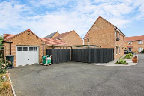 3 bedroom detached house for sale, Foundry Avenue, Kettering NN15