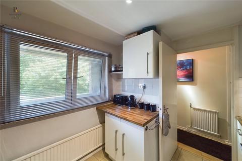 2 bedroom apartment for sale, Regal Crescent, Wallington, SM6