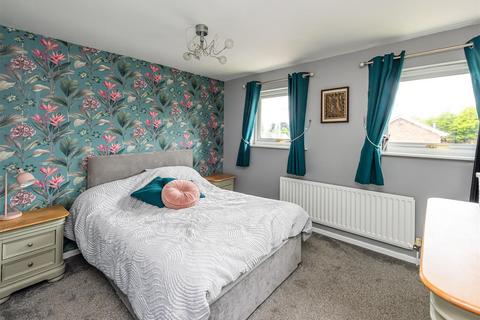 31 Redcliffe Drive, Wombourne, Wolverhampton, WV5 0JE
