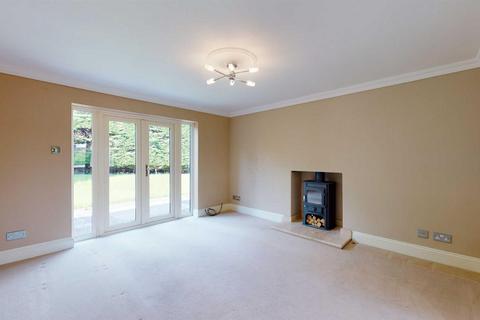 4 bedroom detached house to rent, Astley, Shrewsbury