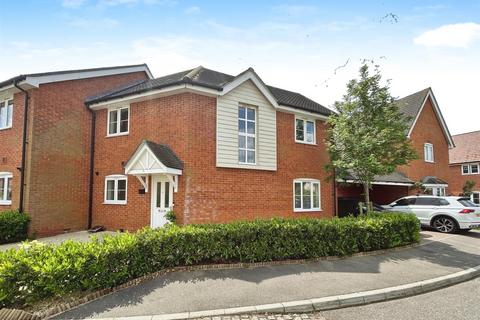 3 bedroom semi-detached house for sale, Mallet Avenue, Maidstone