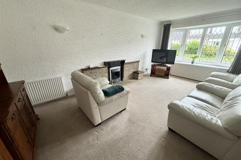 2 bedroom detached bungalow for sale, Church Lane, Dunnington, York, YO19 5