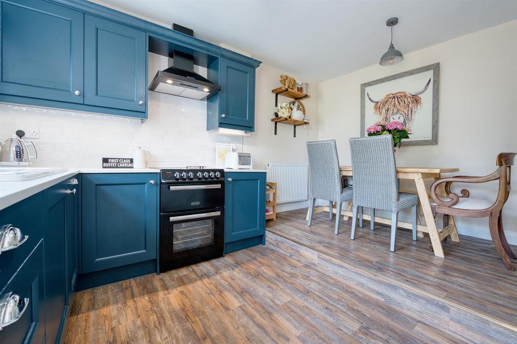 Dining Kitchen from door to garden.jpg