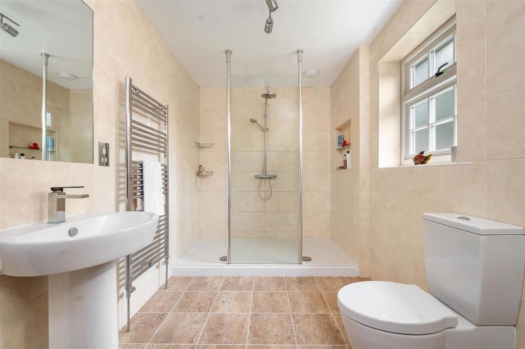 Family shower room