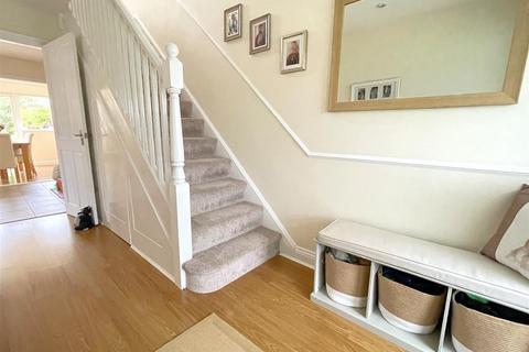 12 Bowbridge Gardens, Bottesford, Nottingham, NG13 0AZ