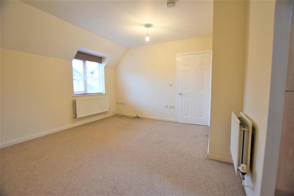 Claydon Road, Redhouse 2 bed coach house for sale £179,950