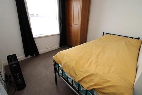 1 bedroom flat for sale, Terminus Road, Littlehampton