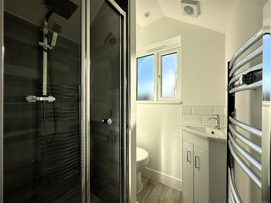 Ensuite.jpg