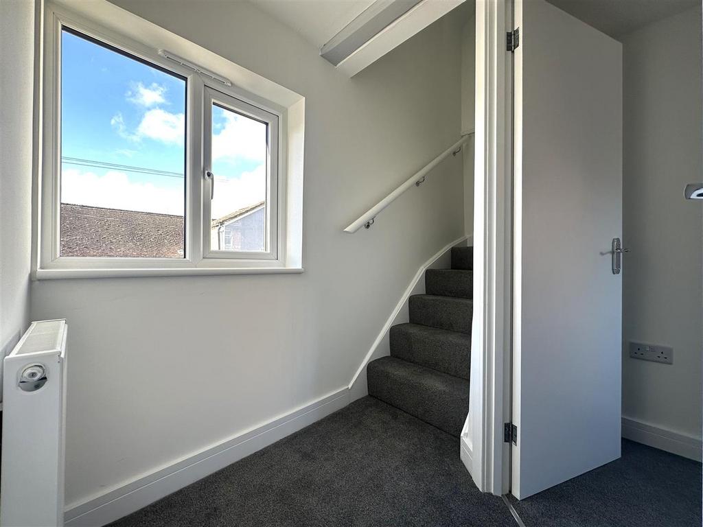 Hallway.jpg