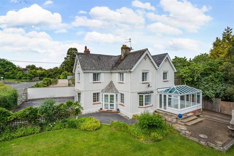 4 bedroom detached house for sale, Seaton Road, Colyford, Colyton