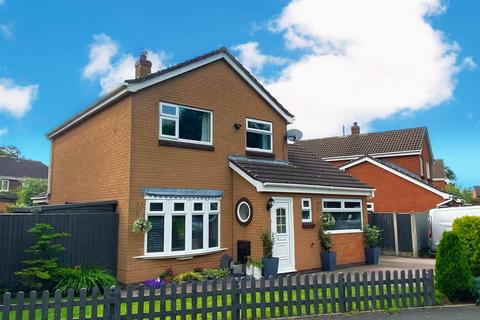 3 bedroom detached house for sale, Heron Drive, Sundorne, Shrewsbury