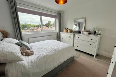 2 bedroom property for sale, Cloverley, 108, Brooklands Road, Sale