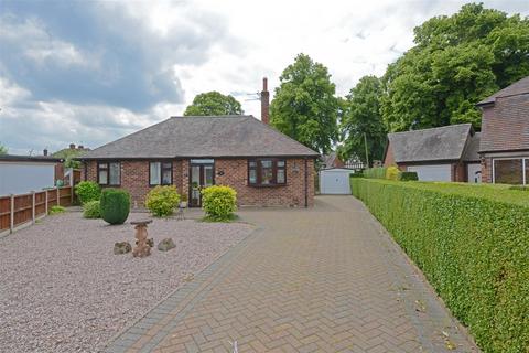 3 bedroom detached bungalow for sale, Copthorne Gardens, Copthorne, Shrewsbury