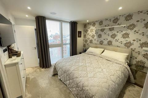 2 bedroom apartment for sale, The Hacienda, Whitworth Street West, Manchester