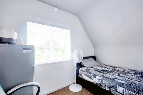 34 Perry Road, Nottingham, NG5 3AE