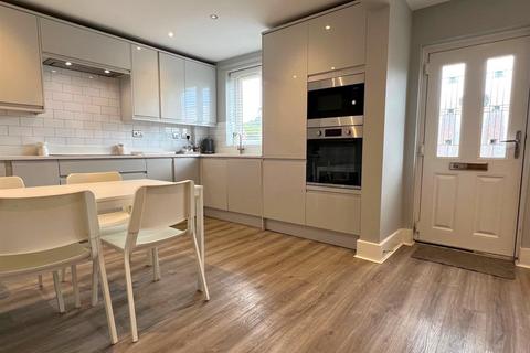 71 Cae Gwilym Lane, Cefn Mawr, Wrexham, LL14 3LS