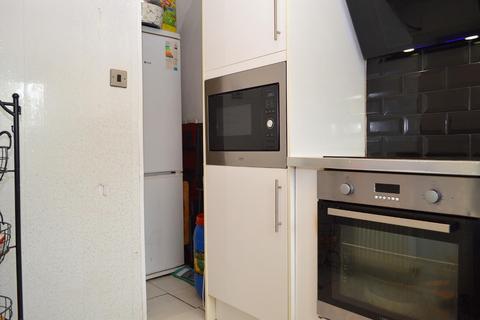 4 Lorne Street, Oldham, OL8 1AT