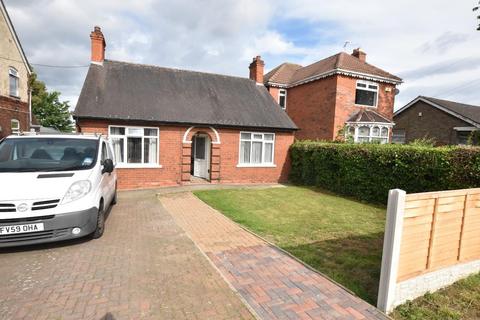 2 bedroom detached bungalow for sale, Messingham Road, Scunthorpe